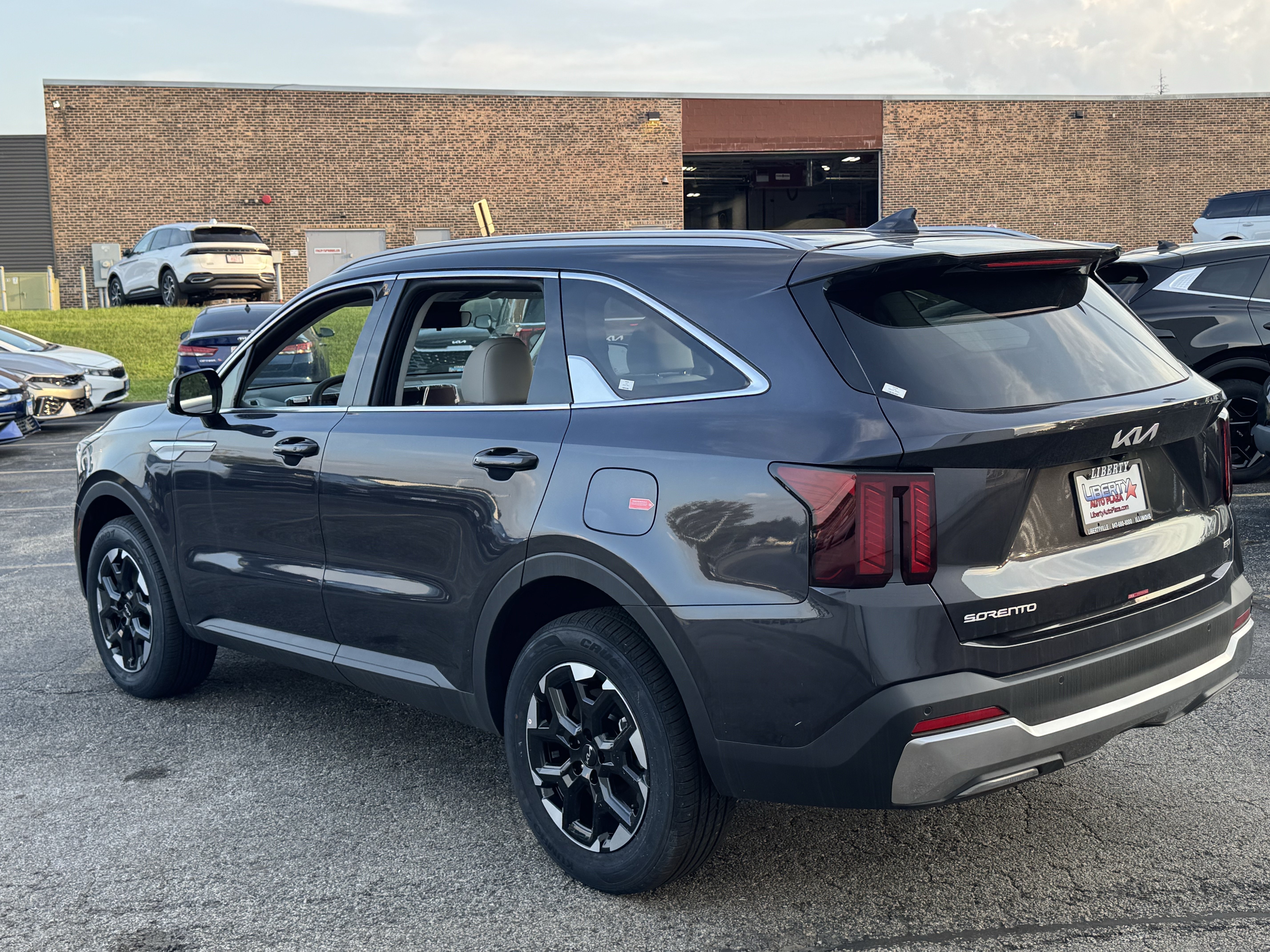 2026 Kia Sorento S - Photo 23