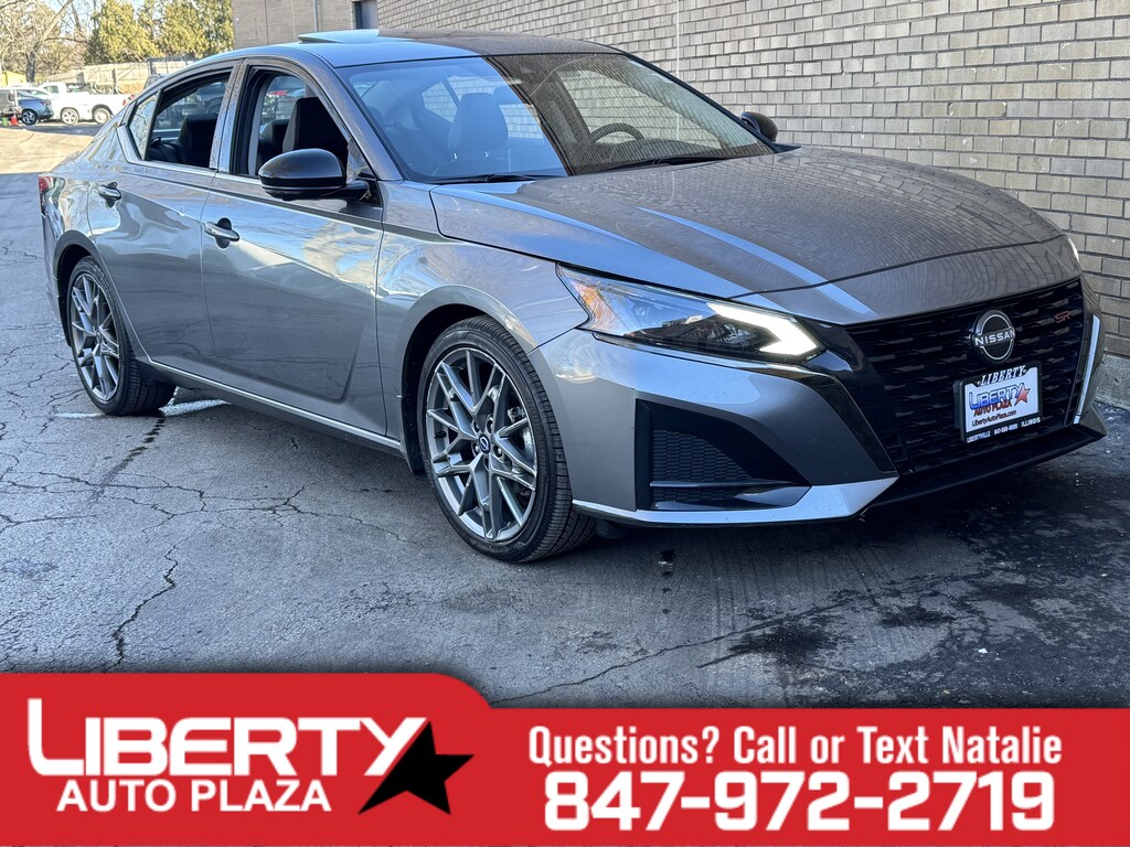 Used 2023 Nissan Altima SR VC-Turbo Sedan