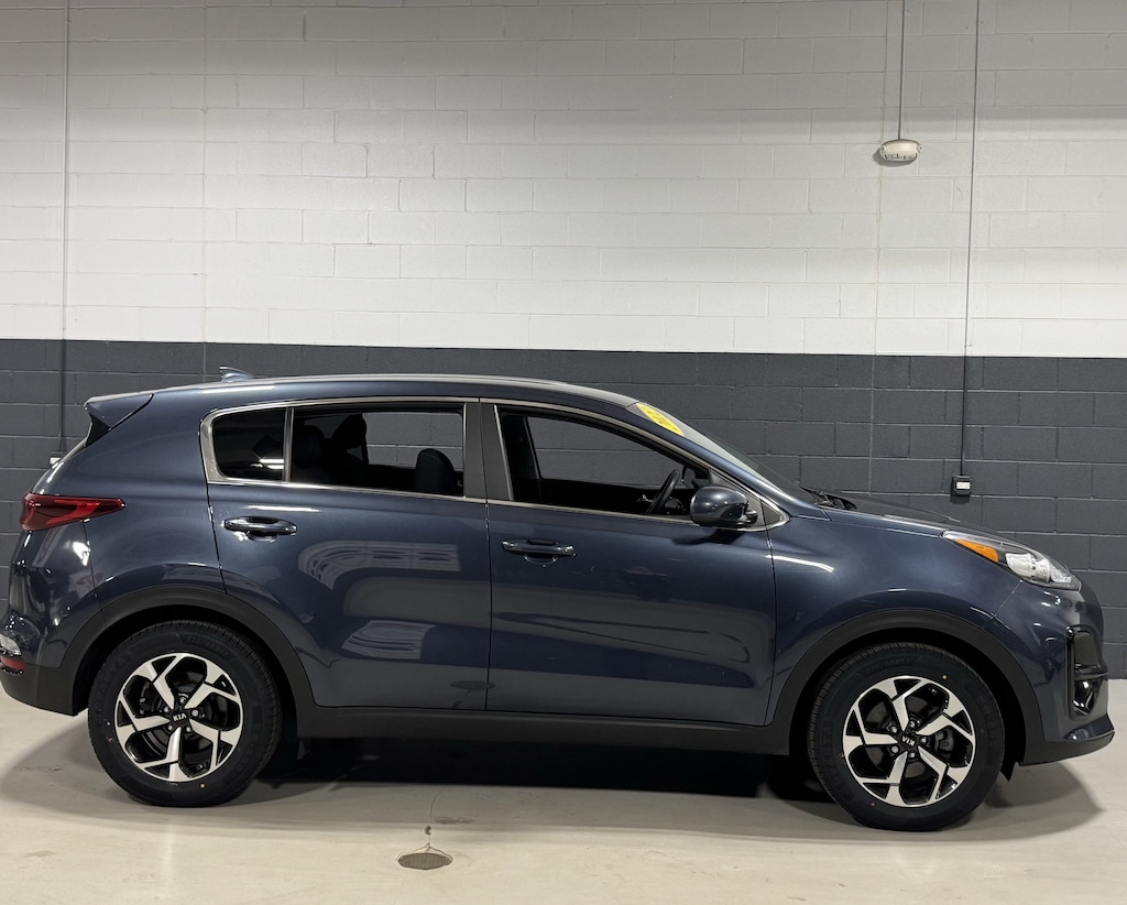 Used 2022 Kia Sportage LX SUV