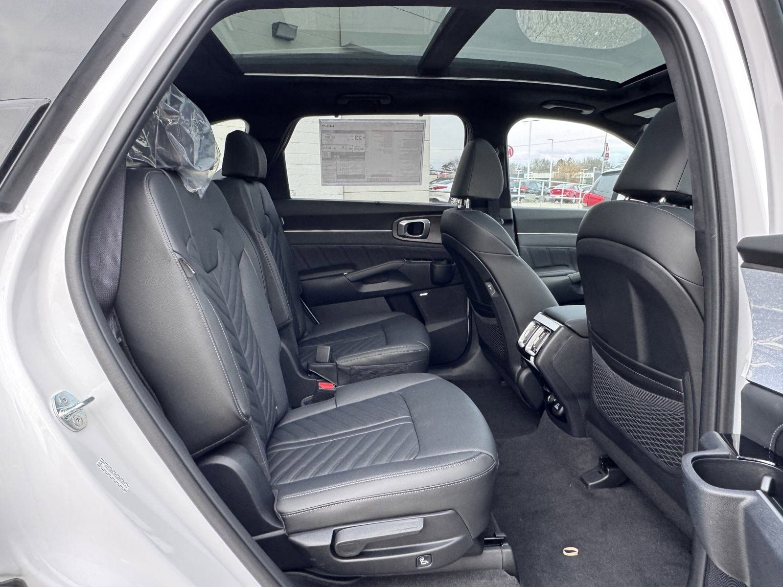 2025 Kia Sorento X-Line SX Prestige - Photo 16