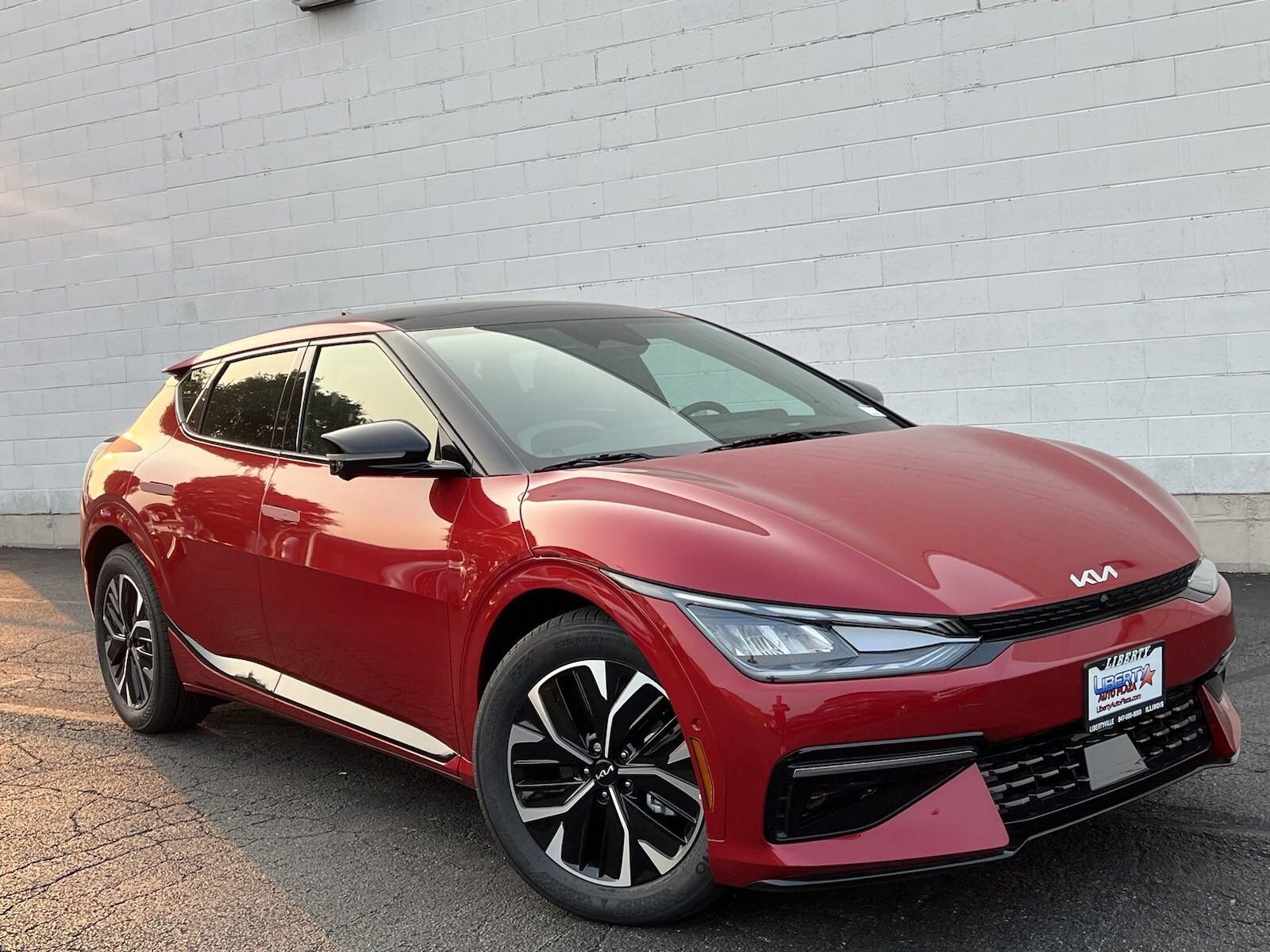 2023 Kia EV6 GT-Line photo 2