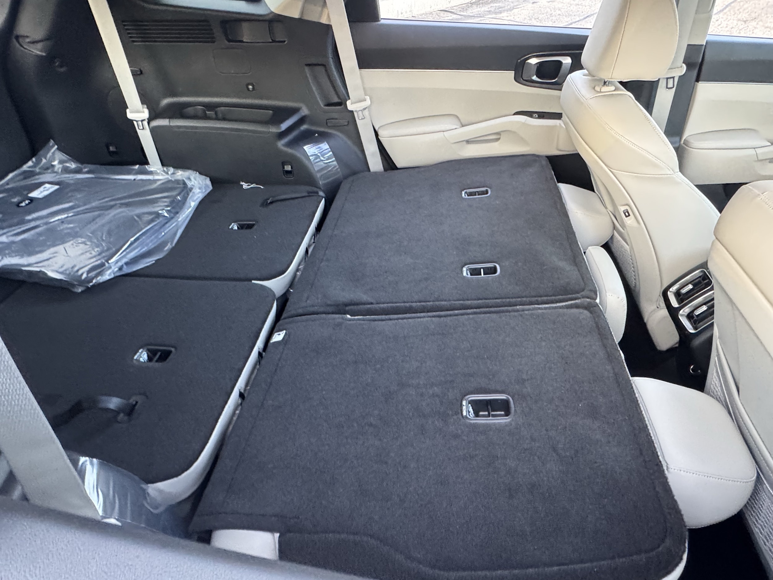 2026 Kia Sorento S - Photo 9