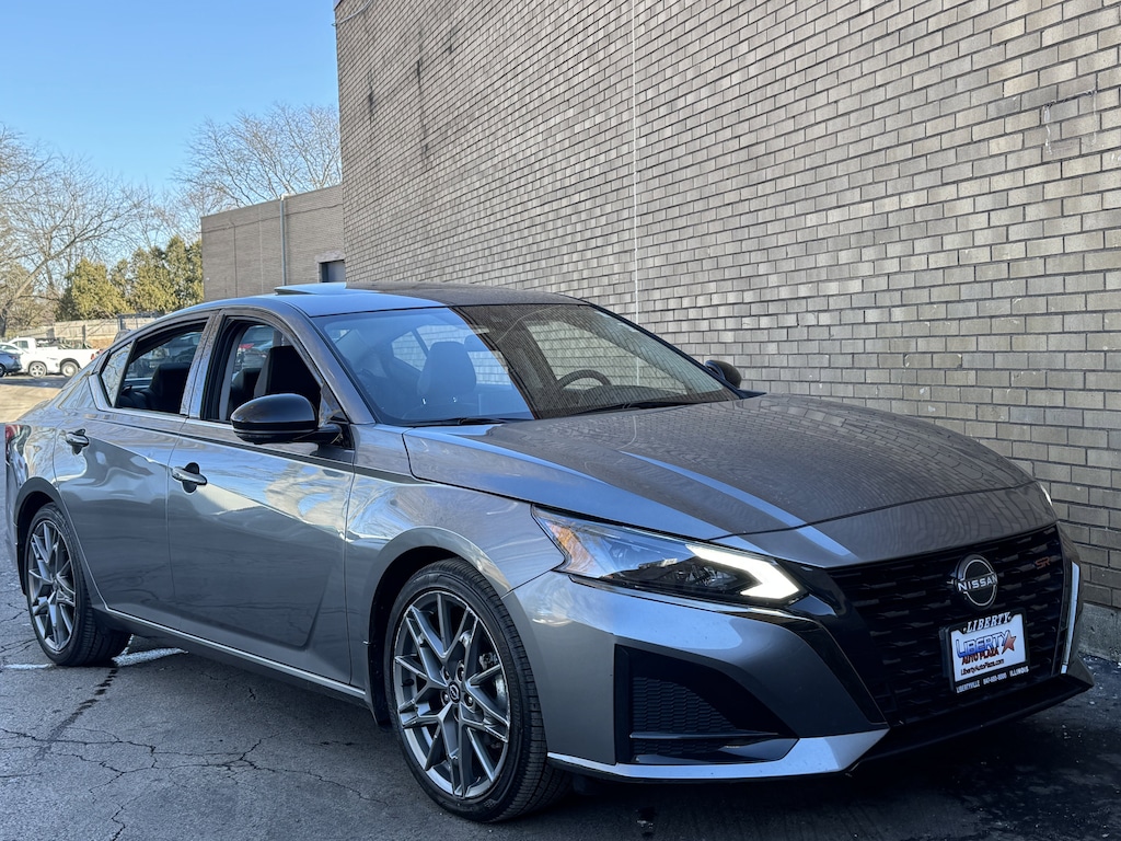 Used 2023 Nissan Altima SR VC-Turbo Sedan
