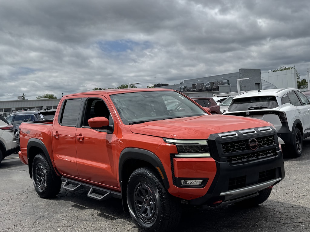 Used 2025 Nissan Frontier PRO-4X Truck Crew Cab