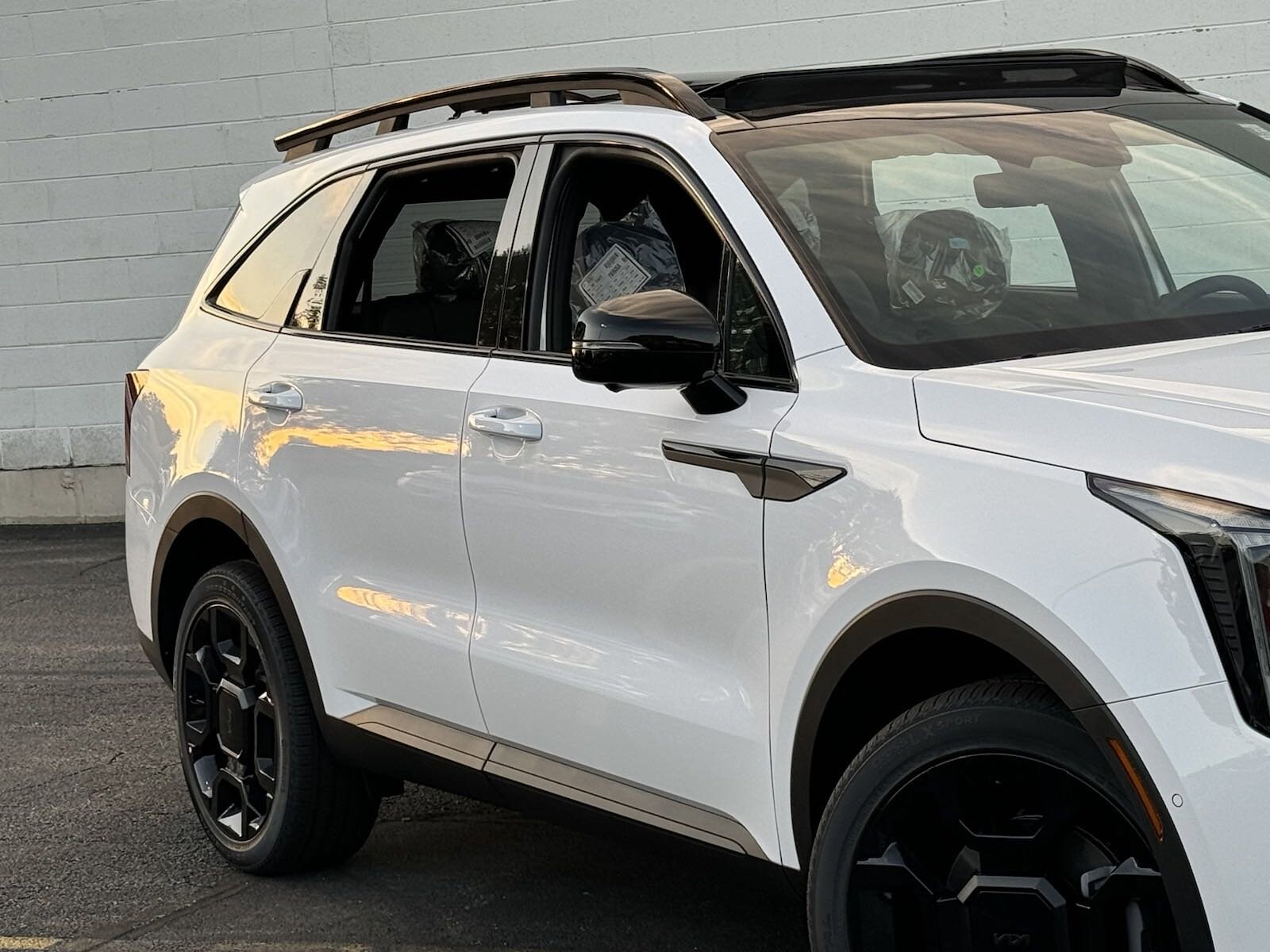 2025 Kia Sorento X-Line SX Prestige photo 4