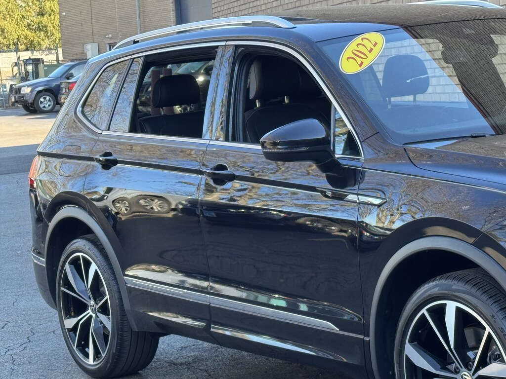 Used 2022 Volkswagen Tiguan 2.0T SEL R-Line SUV