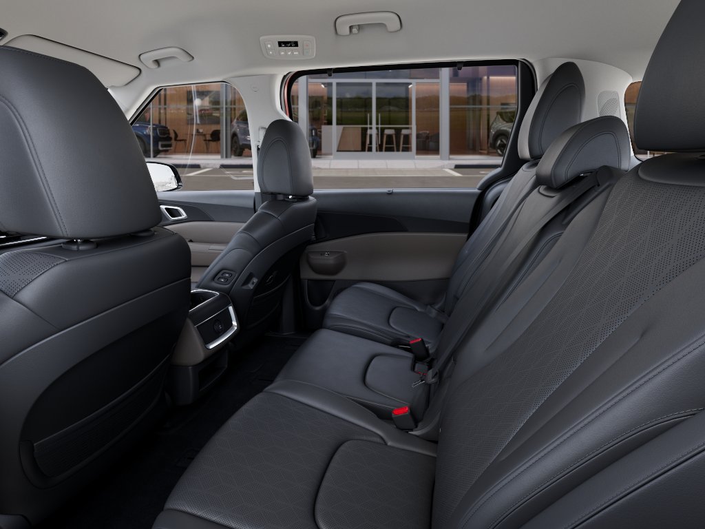 2026 Kia Carnival EX - Photo 18