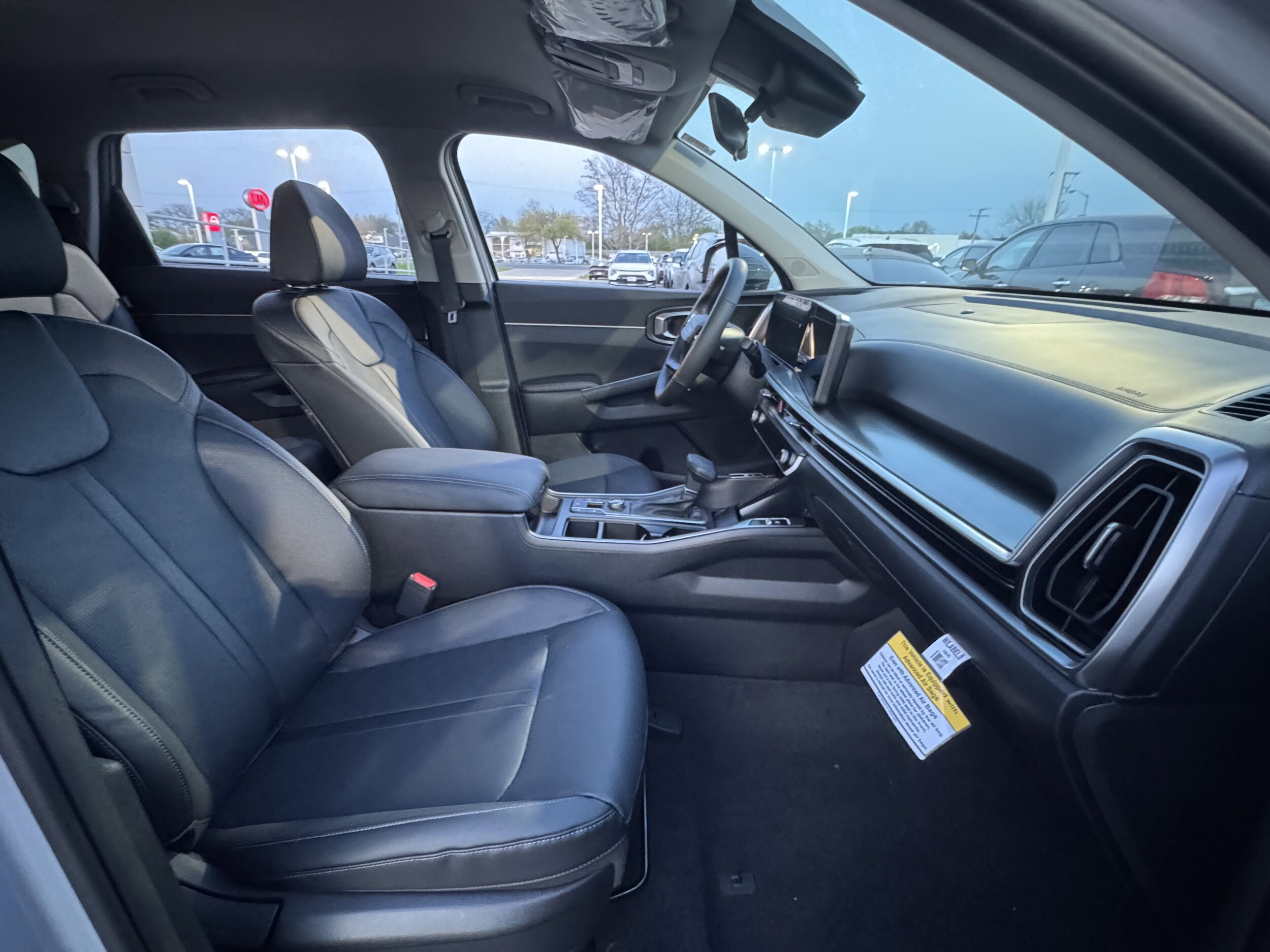 2026 Kia Sorento S - Photo 9