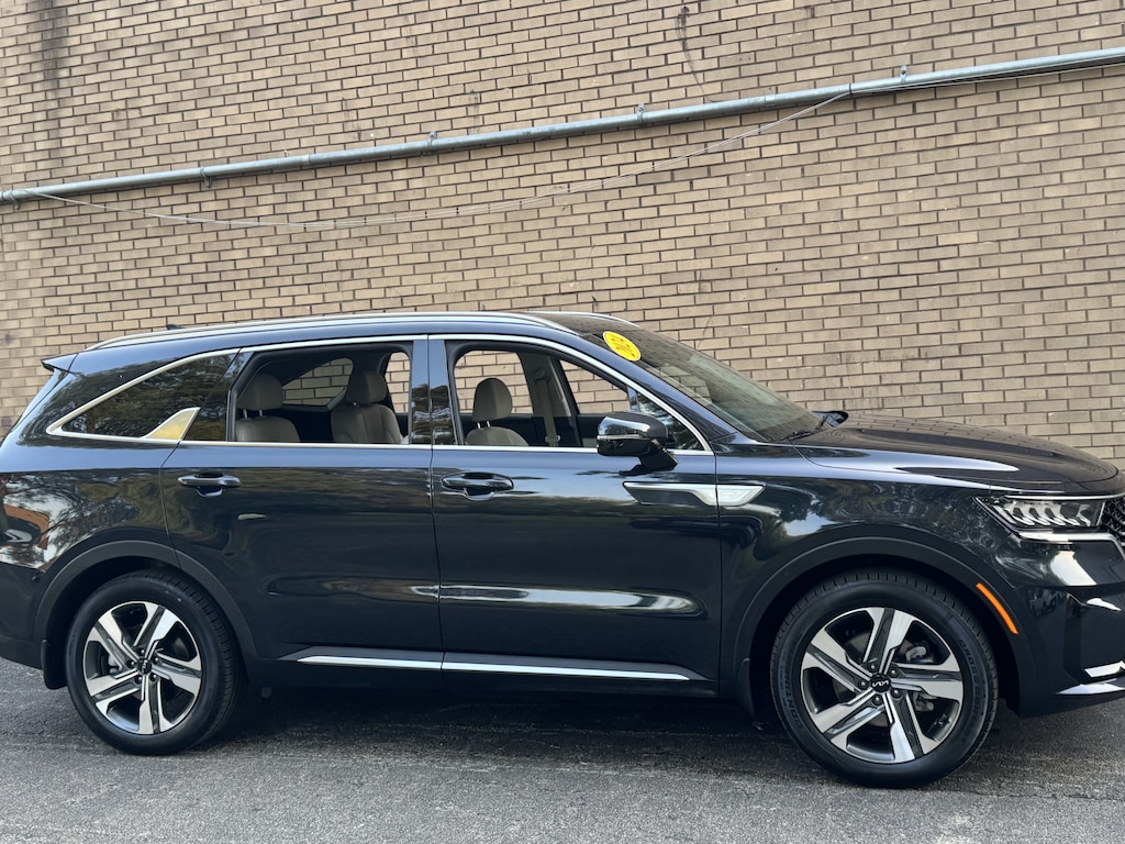 Used 2024 Kia Sorento Hybrid EX SUV