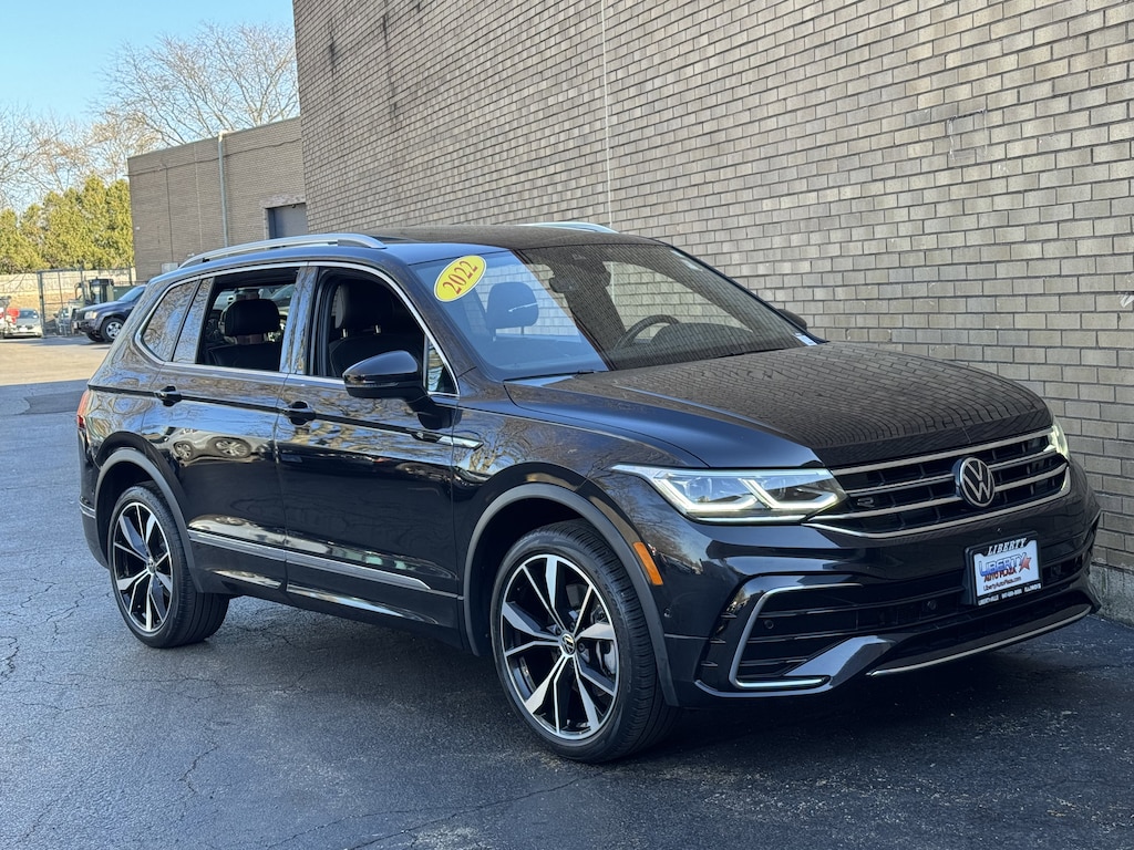 Used 2022 Volkswagen Tiguan 2.0T SEL R-Line SUV