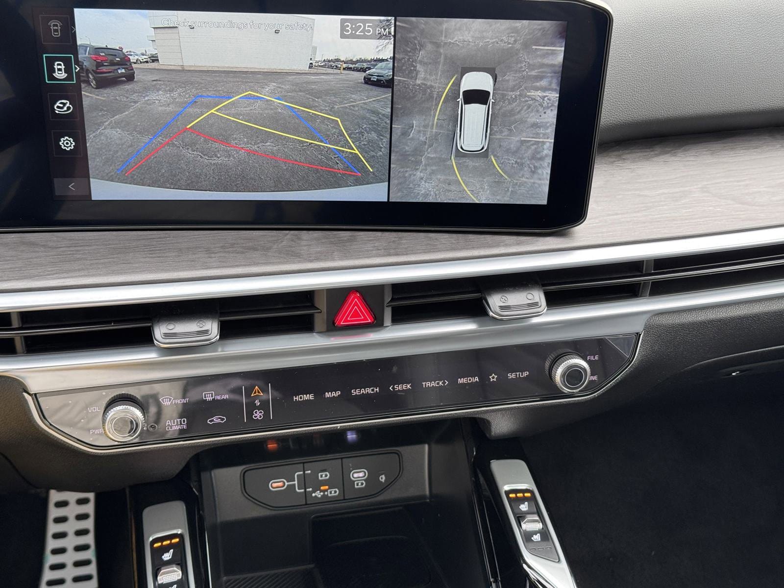 2025 Kia Sorento X-Line SX Prestige - Photo 38