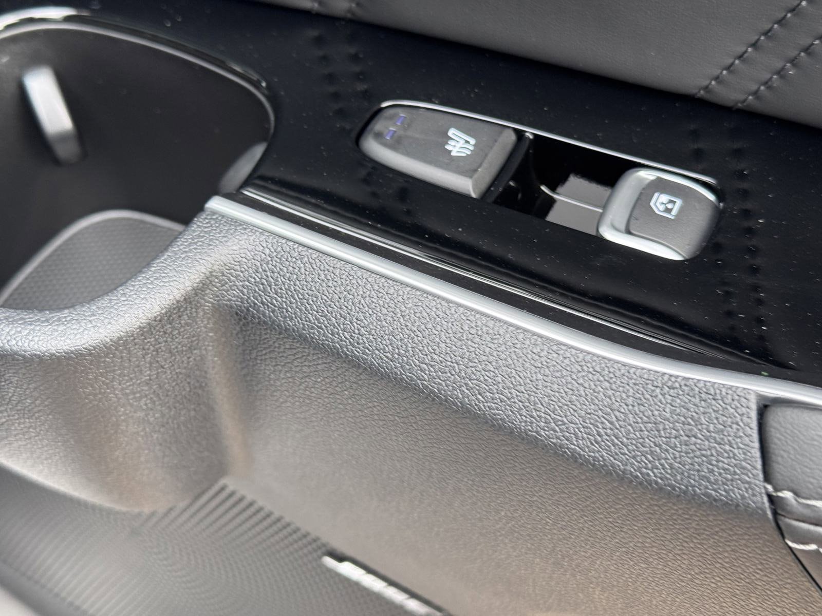 2025 Kia Sorento X-Line SX Prestige - Photo 17