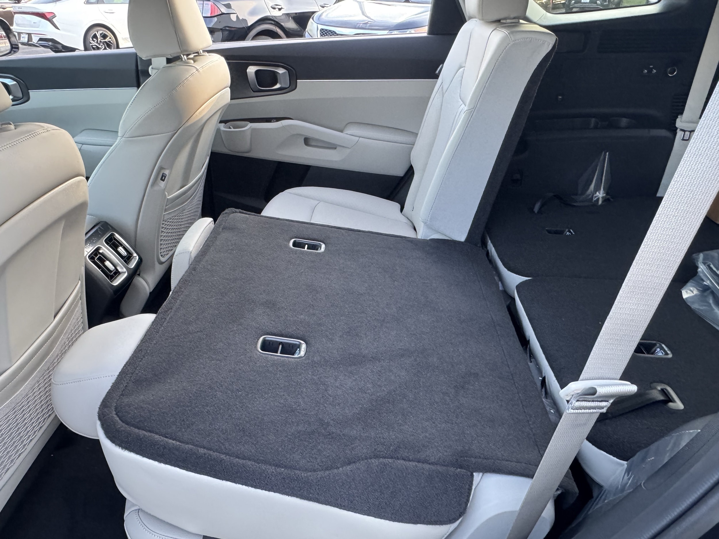 2026 Kia Sorento S - Photo 25