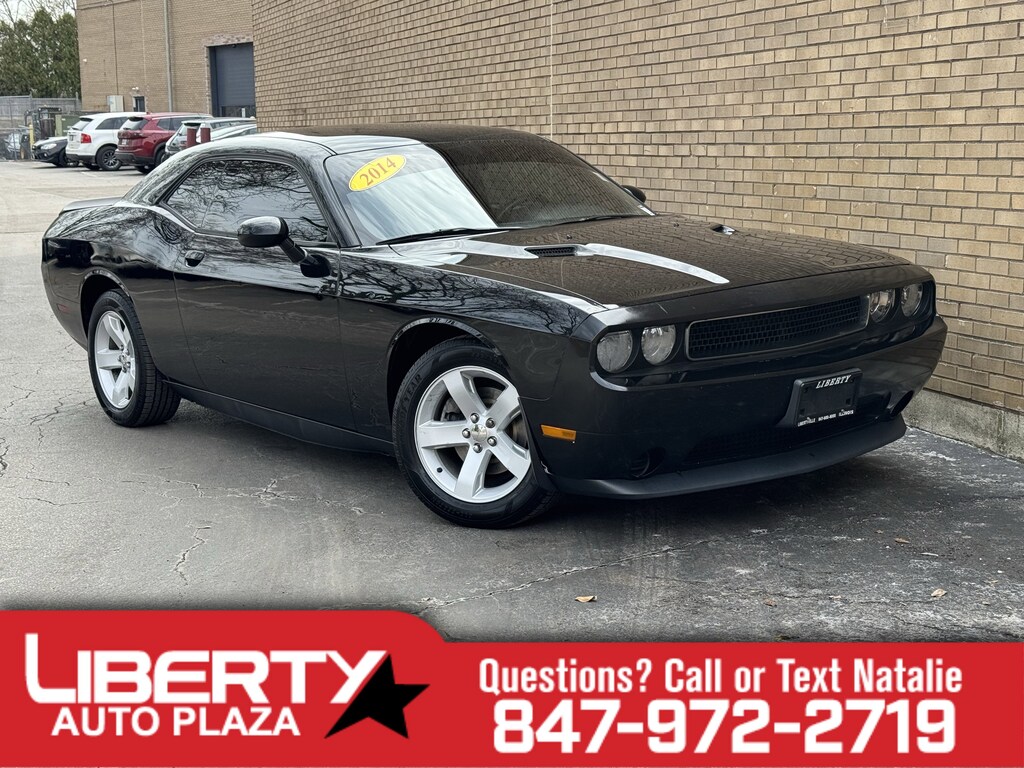 Used 2014 Dodge Challenger SXT Coupe