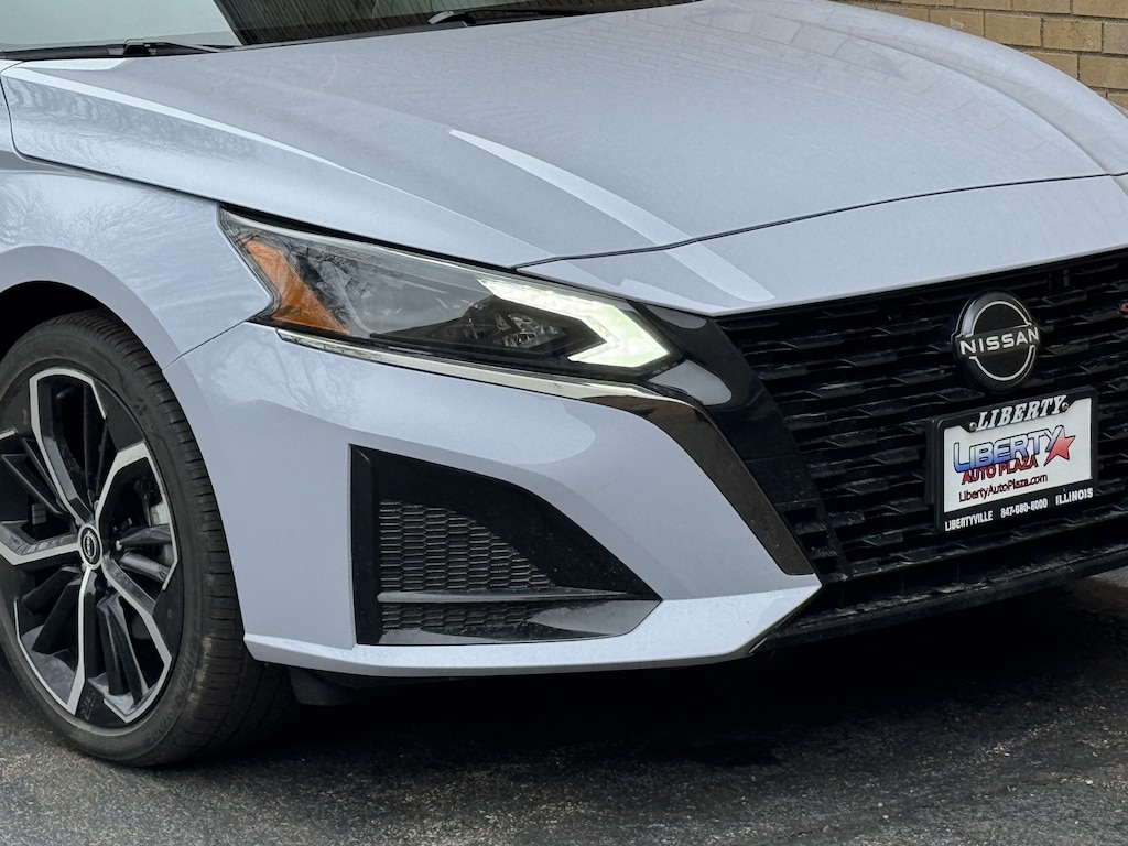 Used 2024 Nissan Altima 2.5 SR Sedan