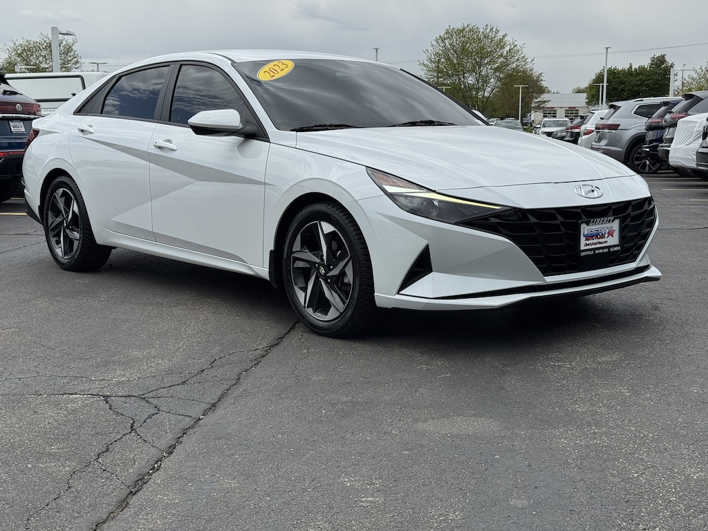 Used 2023 Hyundai Elantra SEL Sedan