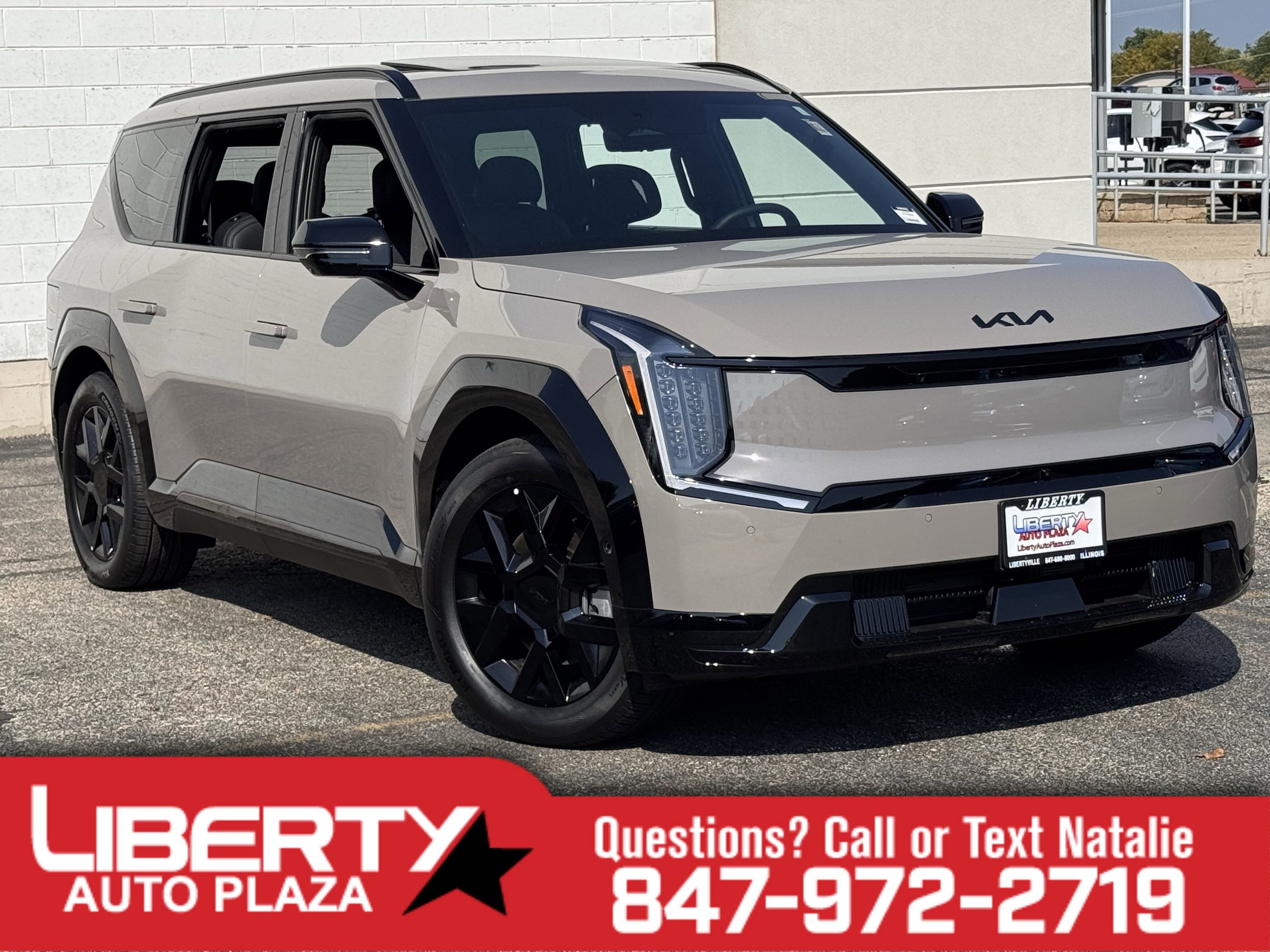 2026 Kia EV9 Land's photo