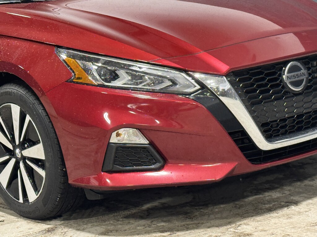 Used 2022 Nissan Altima 2.5 SV Sedan