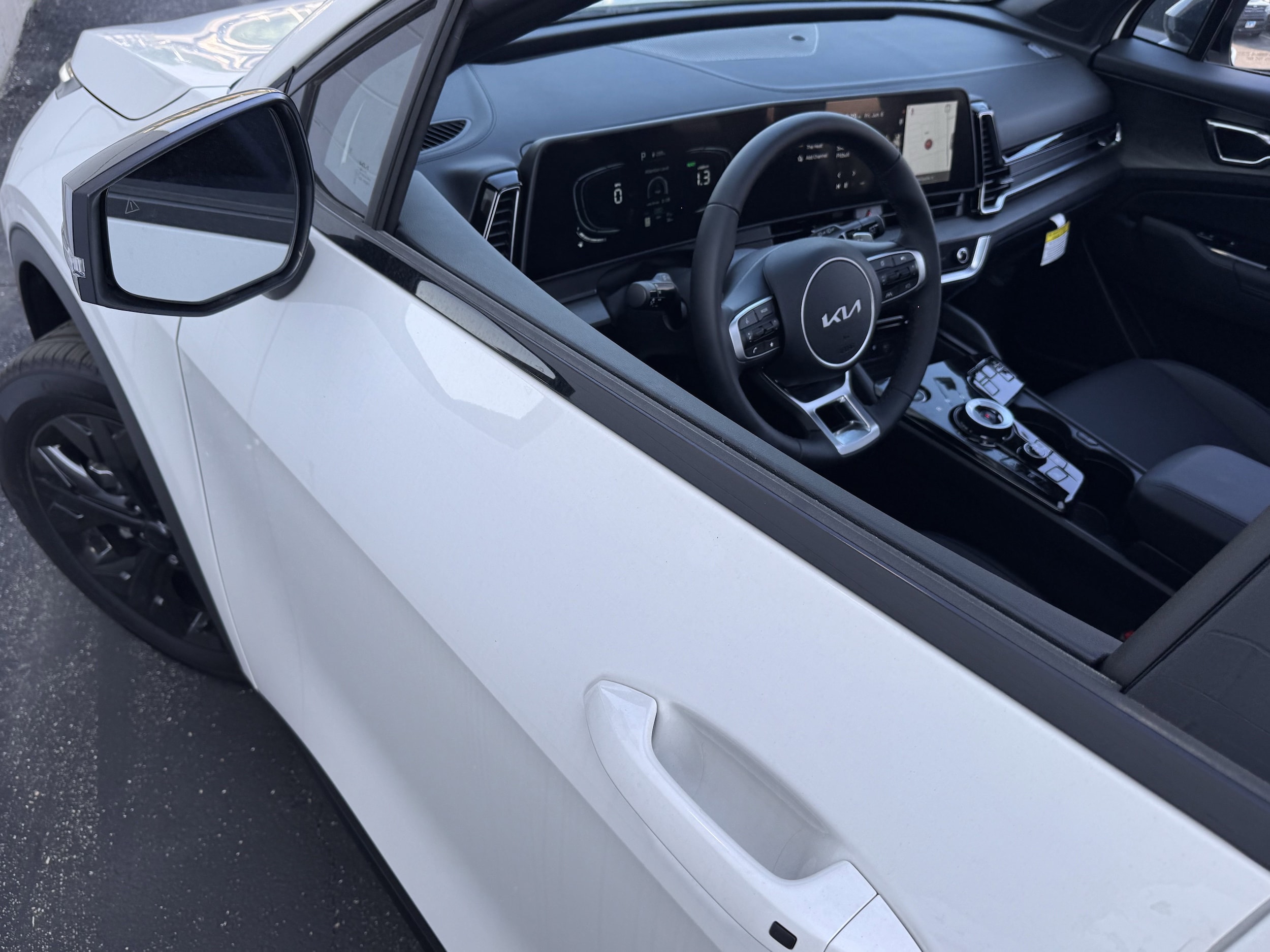 2025 Kia Sportage X-Line - Photo 25