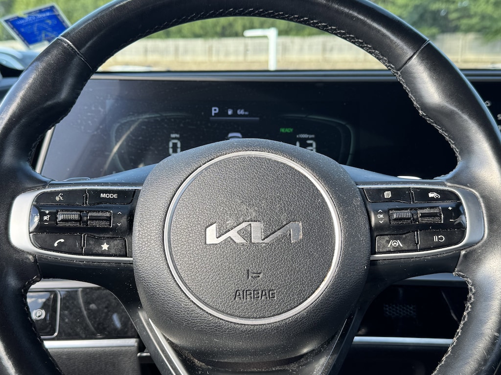 Used 2023 Kia Sportage Hybrid EX SUV