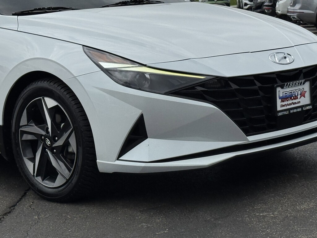 Used 2023 Hyundai Elantra SEL Sedan