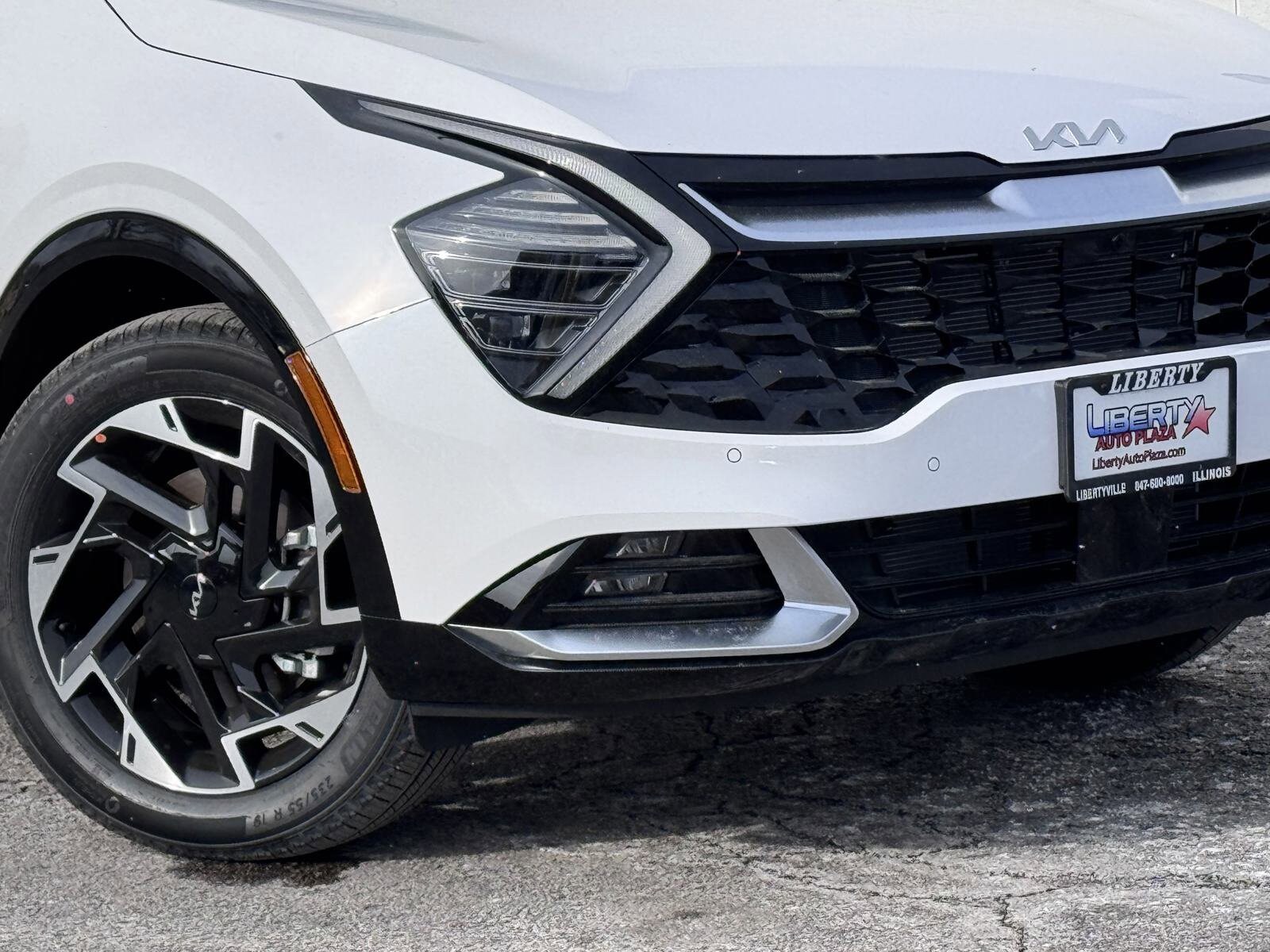 2025 Kia Sportage X-Line photo 3