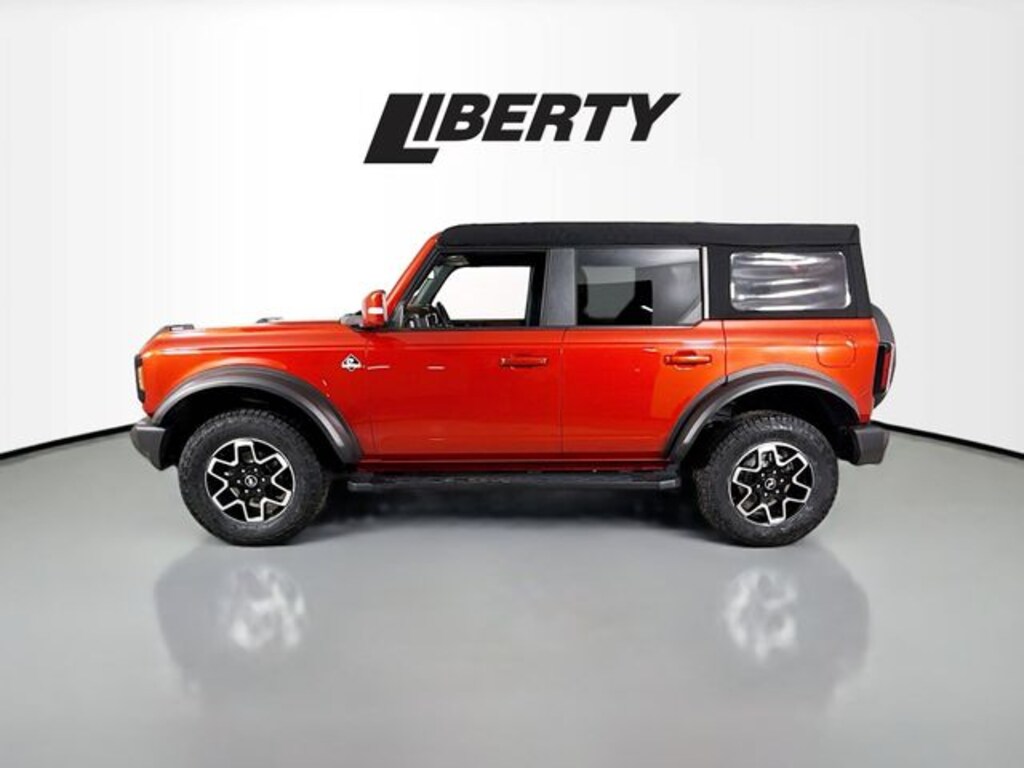 Used 2023 Ford Bronco Base SUV