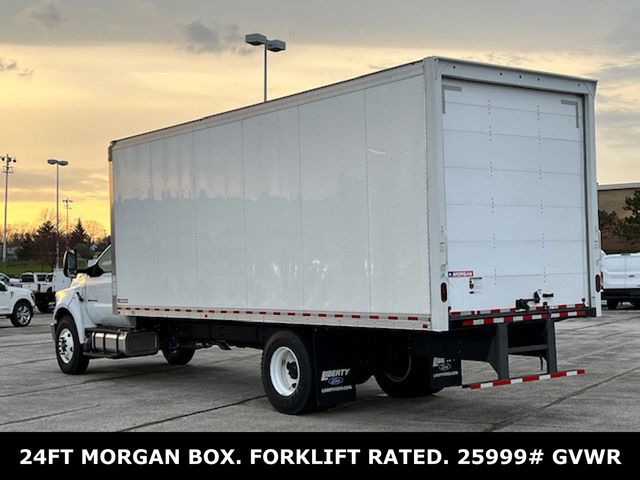 2025 Ford F-750 Base photo 3