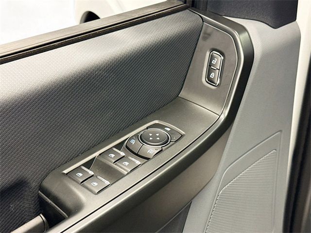 2025 Ford F-150 XL - Photo 17