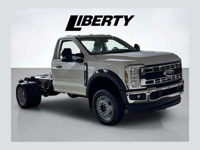 2026 Ford F-550 Super Duty Chassis Cab