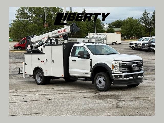 2025 Ford F-550 Super Duty Chassis Cab