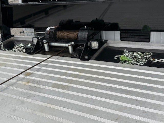 2026 Ford F-600 Super Duty Chassis Cab XLT - Photo 38