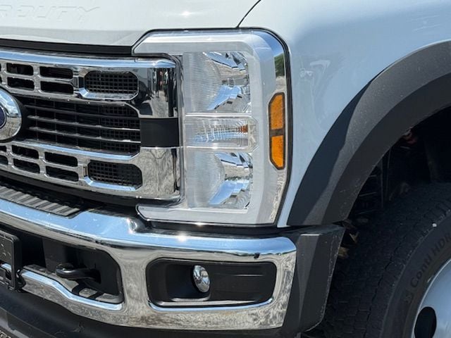 2025 Ford F-550 Super Duty Chassis Cab XL - Photo 9