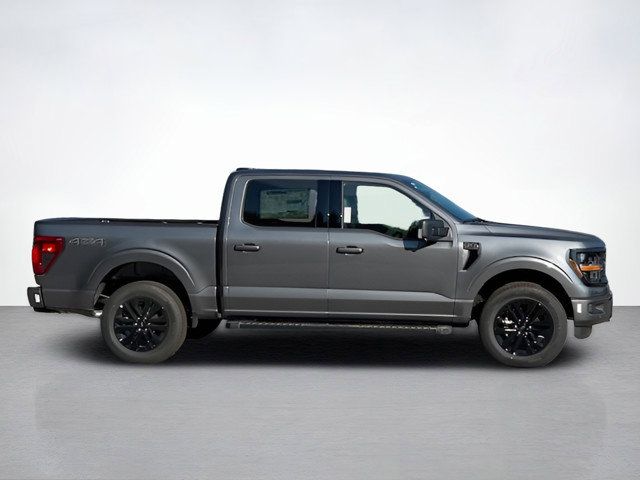 2025 Ford F-150 XLT photo 2