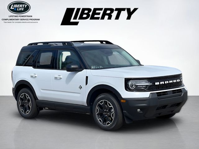 2025 Ford Bronco Sport Outer Banks's photo
