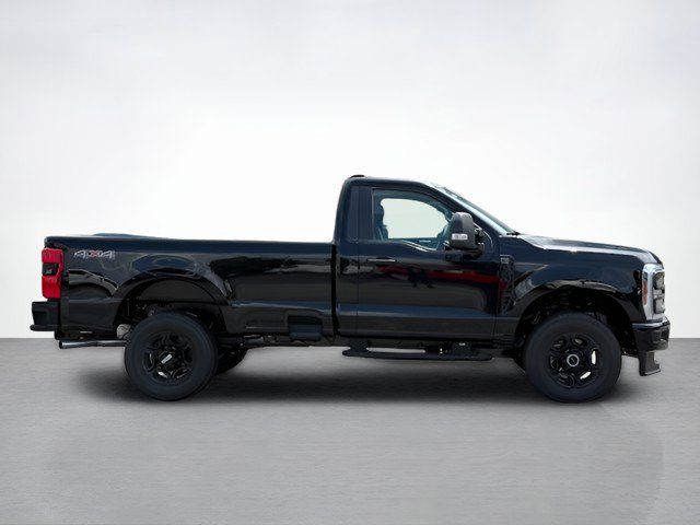 2026 Ford F-350 photo 2