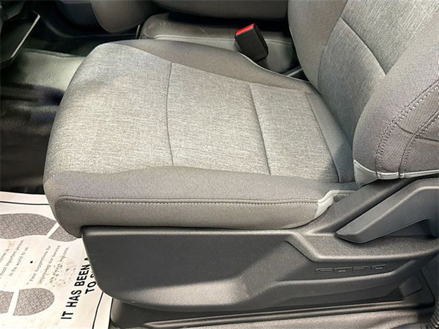 2025 Ford F-150 XL - Photo 18