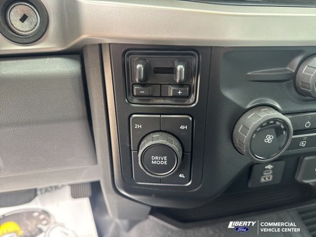2023 Ford F-350 Super Duty XL - Photo 25