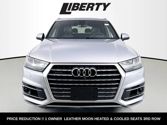 Used 2019 Audi Q7 Prestige with VIN WA1VAAF77KD013346 for sale in Maple Heights, OH