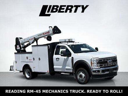 2025 Ford F-550SD XL Chassis