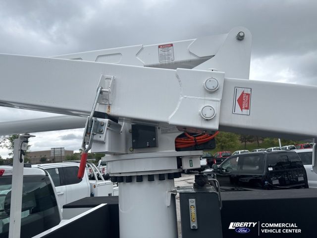 2023 Ford F-550 Super Duty Chassis Cab XL - Photo 26