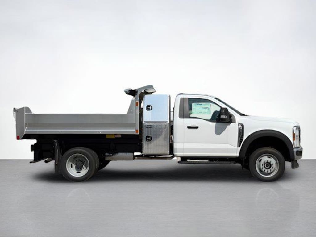 New 2025 Ford F-550SD XL Chassis