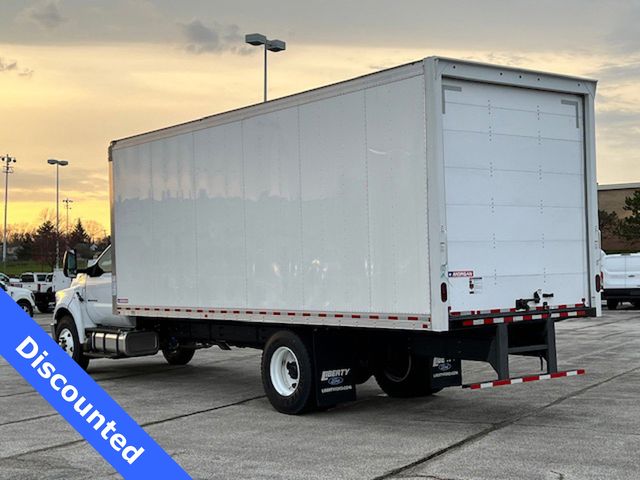 2025 Ford F-750 Base photo 3