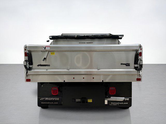 2025 Ford F-550 photo 3