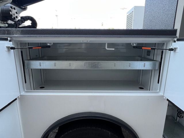 2025 Ford F-550 Super Duty Chassis Cab XL - Photo 43