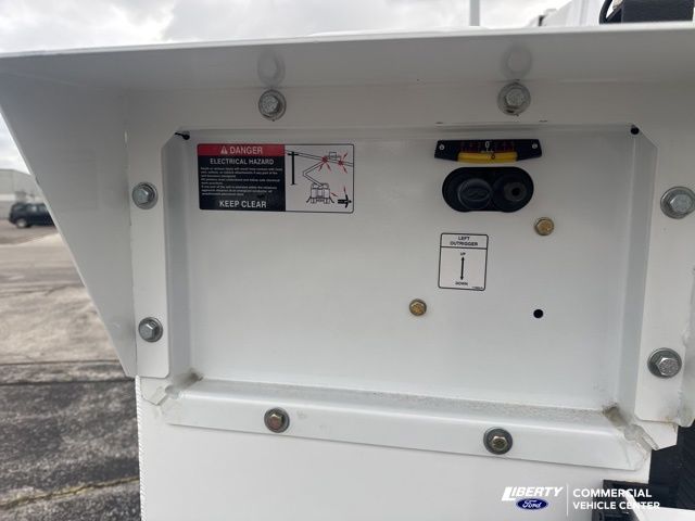 2023 Ford F-550 Super Duty Chassis Cab XL - Photo 23