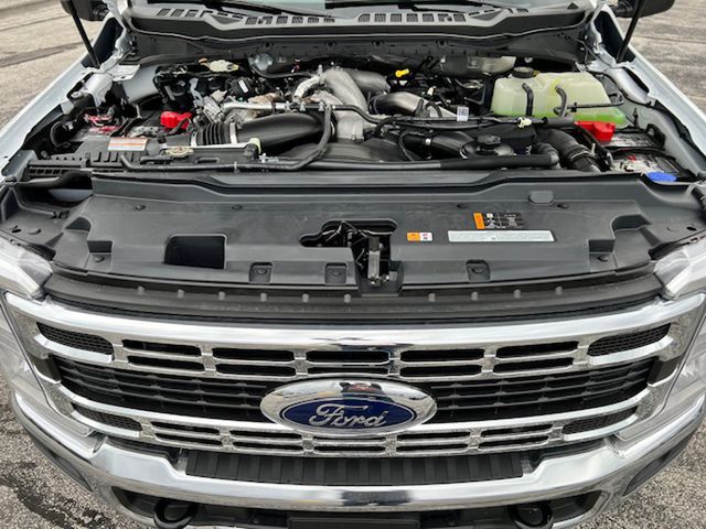 2025 Ford F-550 Super Duty Chassis Cab XL - Photo 34