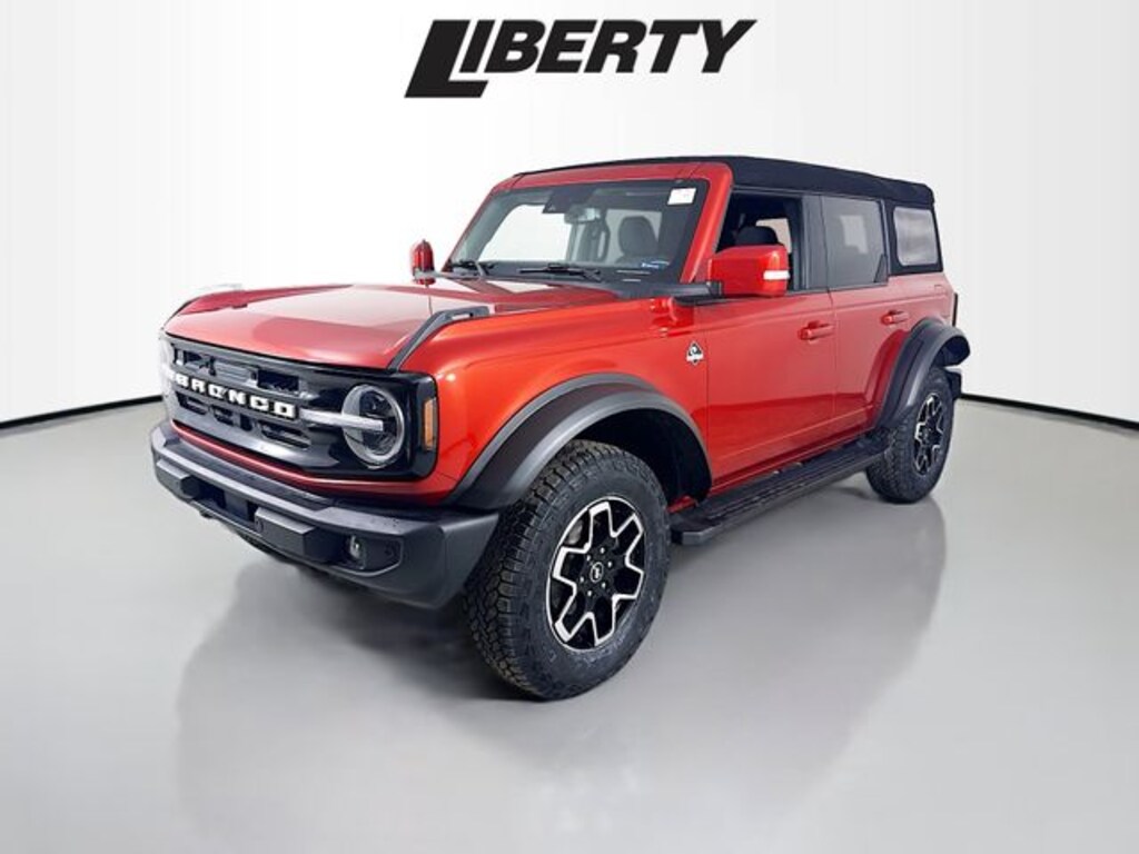 Used 2023 Ford Bronco Base SUV