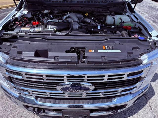 2025 Ford F-550 Super Duty Chassis Cab XL - Photo 46