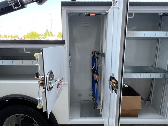 2025 Ford F-550 Super Duty Chassis Cab XL - Photo 42